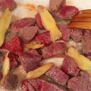 Cách làm thịt bò hầm gừng