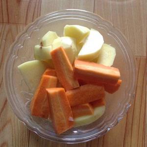 Cách làm thịt bò hầm rau củ