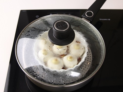 Thịt bò kho giấm đen đậm đà vị cam, chua chua ngọt ngọt