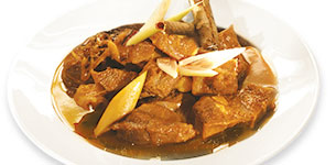 Thịt bò kho quế