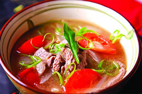 Thịt bò nấu cà chua