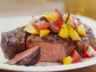 Thịt bò tiêu hành kiểu Ý