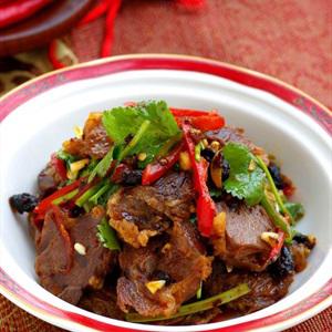 Cách làm thịt bò trộn cay