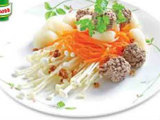 Thịt bò viên xào nấm kim châm