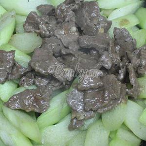 Cách làm thịt bò xào bạc hà