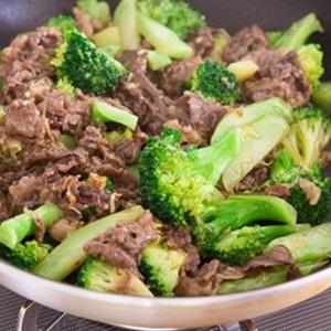 Cách làm thịt bò xào bông cải xanh