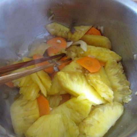 Cách làm thịt bò xào cần tây