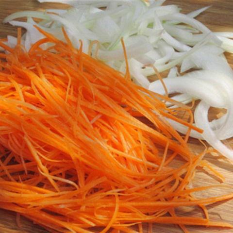 Cách làm thịt bò xào củ cải khô