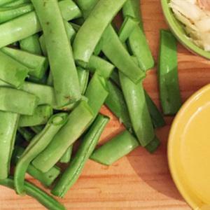 Cách làm thịt bò xào đậu sốt dầu hào