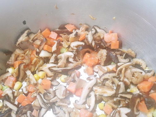 Thịt bò xào hành tây mềm ngon vô cùng hấp dẫn