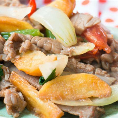 Cách làm thịt bò xào khoai tây