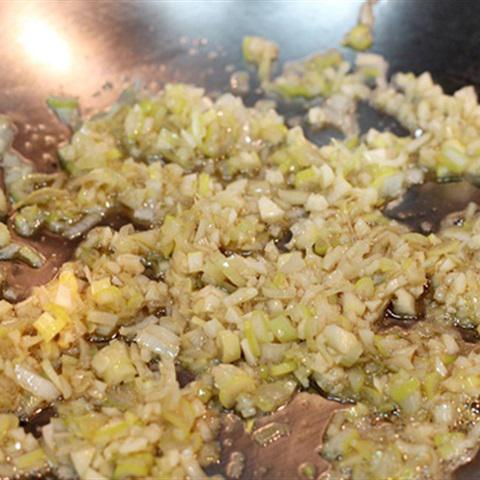 Cách làm thịt bò xào kiểu Hàn