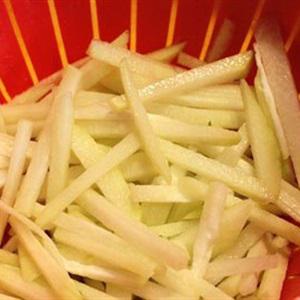 Cách làm thịt bò xào măng tươi