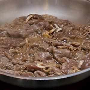 Cách làm thịt bò xào nấm