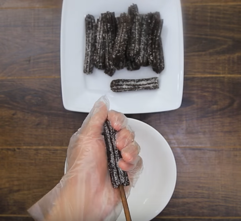 Thịt bò xào nấm đậu tuyết ngọt thơm cho ngày mưa rả rích