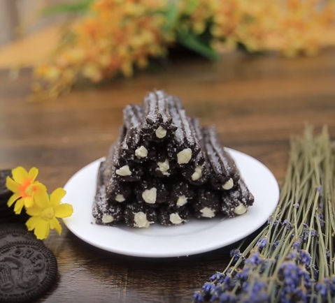 Thịt bò xào nấm đậu tuyết ngọt thơm cho ngày mưa rả rích