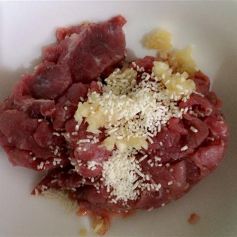 Cách làm thịt bò xào ngó sen