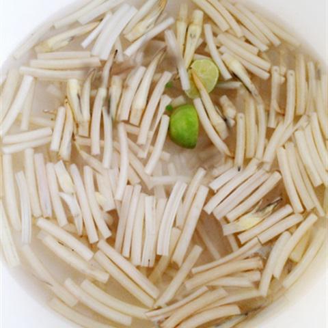 Cách làm thịt bò xào ngó sen