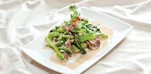 Thịt bò xào ngồng cải