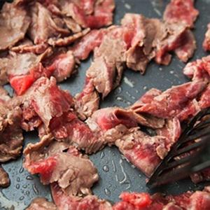 Cách làm thịt bò xào sốt đậu phộng