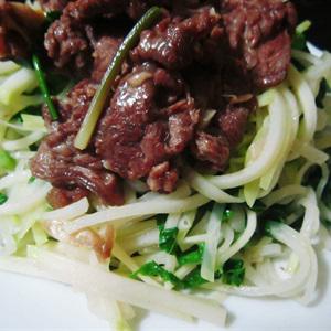 Cách làm thịt bò xào su hào