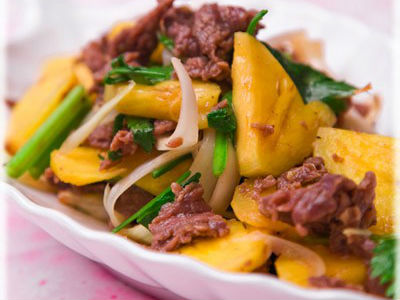 Thịt bò xào thơm