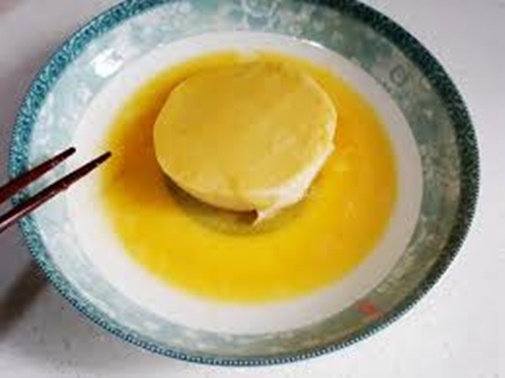 Thịt bò xông khói om hành tây cho bữa cơm đầm ấm