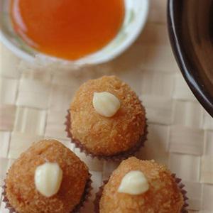 Cách làm thịt bọc trứng cút chiên xù