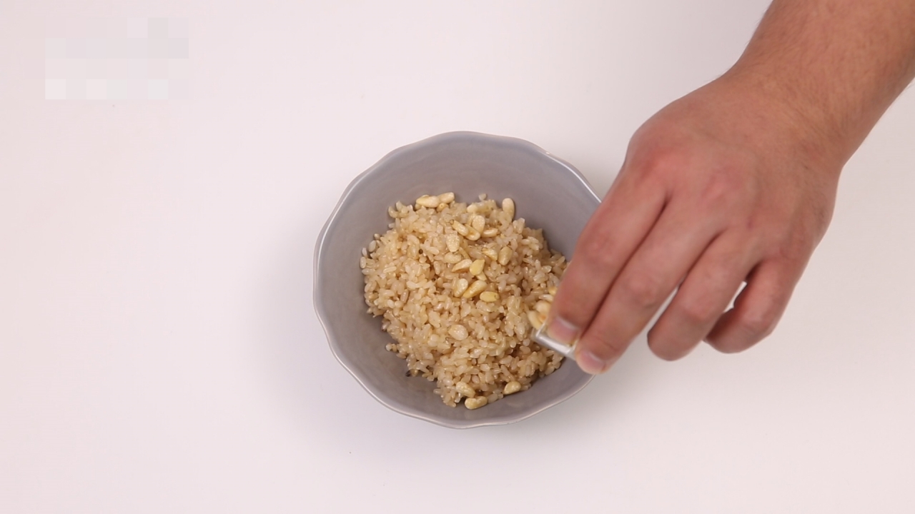 Thịt chân giò ngâm mắm đậm đà, ngon khó cưỡng lại bảo quản được cực lâu