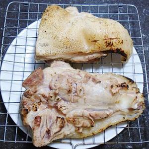 Cách làm thịt chân giò xào lăn