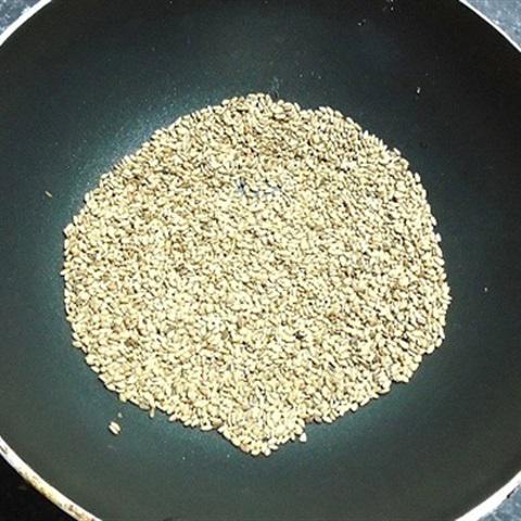 Cách làm thịt chân giò xào lăn