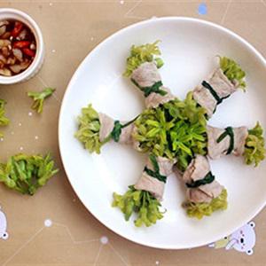 Cách làm thịt cuộn hoa thiên lý hấp