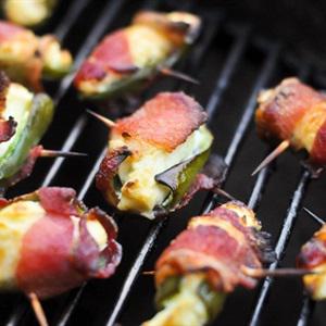 Cách làm thịt cuộn ớt chuông nướng