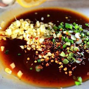 Cách làm thịt cuộn tôm và thơm nướng