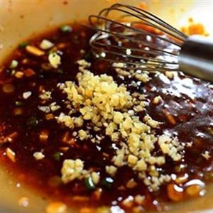 Cách làm thịt cuộn tôm và thơm nướng