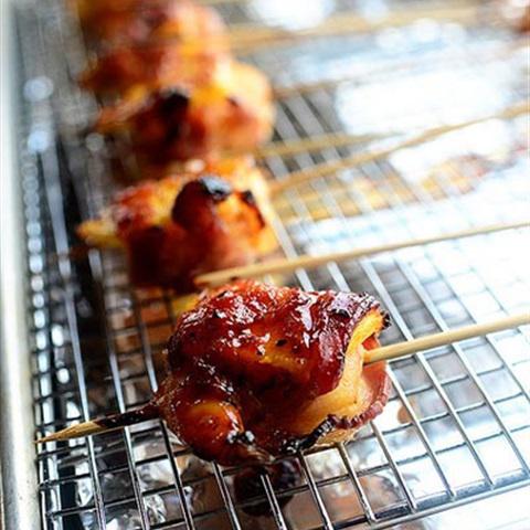 Cách làm thịt cuộn tôm và thơm nướng