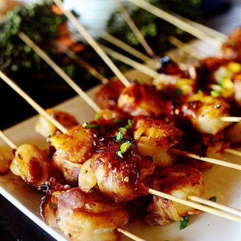 Cách làm thịt cuộn tôm và thơm nướng