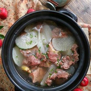 Cách làm thịt cừu hầm củ cải