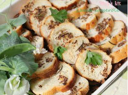 Thịt cừu hầm với rượu nho