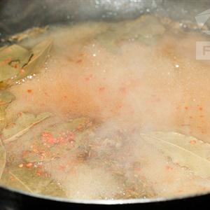 Cách làm thịt đùi heo ngâm mắm