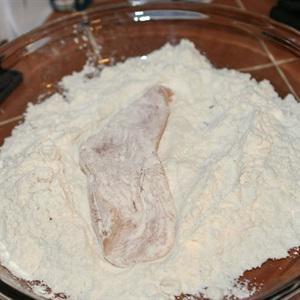 Cách làm thịt gà chiên dừa