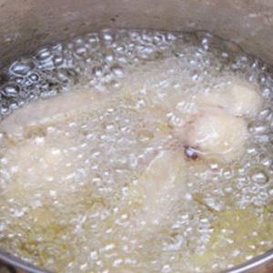 Cách làm thịt gà chiên mè