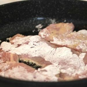 Cách làm thịt gà chiên tỏi nước tương