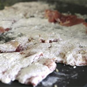 Cách làm thịt gà chiên tỏi nước tương