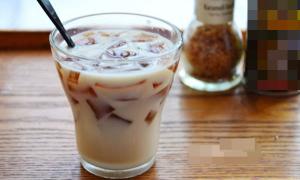 Thịt gà cuộn cơm sáng tạo cho bữa cơm gia đình ấm cúng