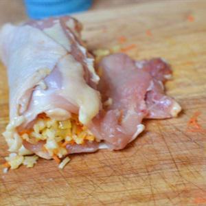 Cách làm thịt gà cuộn cơm