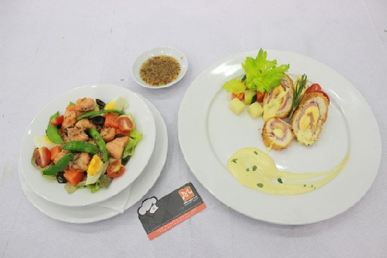 Thịt gà cuộn phô mai đầy hấp dẫn và lôi cuốn