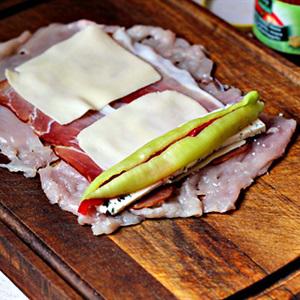 Cách làm thịt gà cuộn phô mai