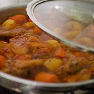 Cách làm thịt gà hầm cay kiểu Hàn