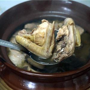 Cách làm thịt gà hầm thuốc bắc